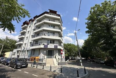 Birou, 45 mp în Calea Călărașilor