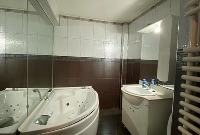 Apartament cu 2 camere decomandat în Craiovița Nouă - 4