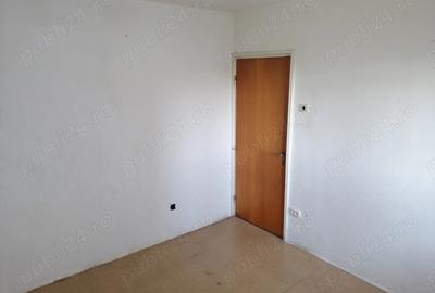 Apartament cu 4 camere semidecomandat în Vatra Luminoasă - 1