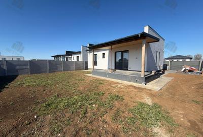 Casă individuală cu 3 camere cu Teren 371 Mp în Berceni - 9