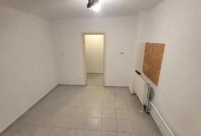 Apartament cu 3 camere decomandat în Aradului - 1