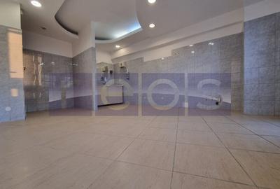 Spațiu comercial, de 590 mp, în Unirii - 62