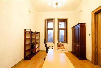 Apartament cu 4 camere semidecomandat în Central - 8