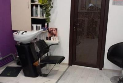 Spatiu  comercial  de  vanzare - 1