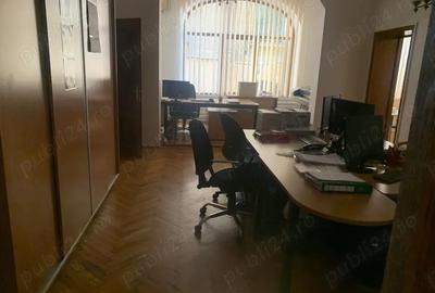 Spațiu comercial, de 200 mp, în Calea Victoriei - 8