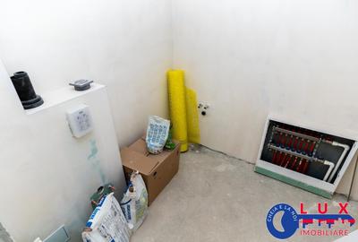 Spațiu comercial, de 69 mp, în Central - 3