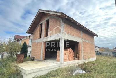 Casă cu Teren 690 Mp în Ampoi 3 - 6