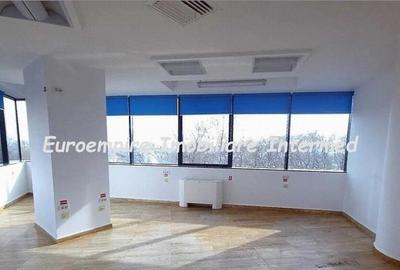 De inchiriat spatiu comercial zona GARA - 4