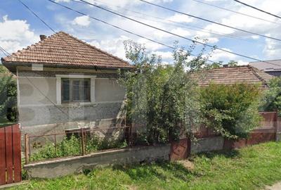 Casa demolabila cu teren 1500 mp, front 37 ml zona centrala - 4