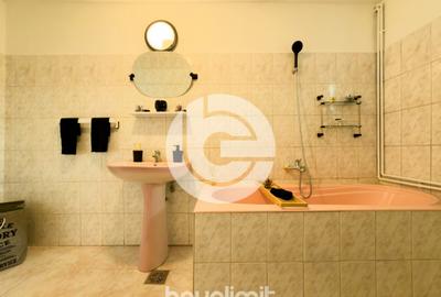 Casă cu 4 camere cu Teren 675 Mp în Central - 11