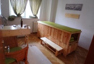 Apartament cu 4 camere decomandat în Decebal - 3