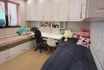 Apartament cu 6 camere decomandat în Faleză - 13