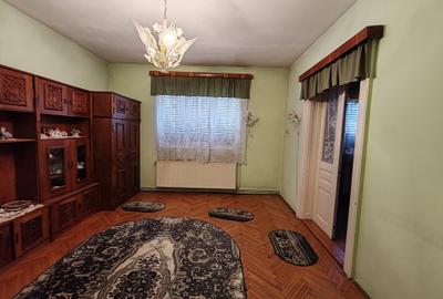 Casă cu 4 camere cu Canalizare în Tărlungeni - 10