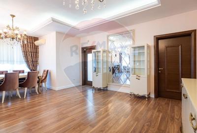 Penthouse de vanzare in Mamaia vedere frontala lac si marea Neagra - 34