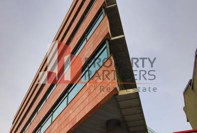 Spatiu modern pentru birouri - 1,657.82 mp - Metrou Eroilor (M1, M3 & M5) - 5