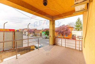 Apartament cu 3 camere de inchiriat - Zona Intim - 15