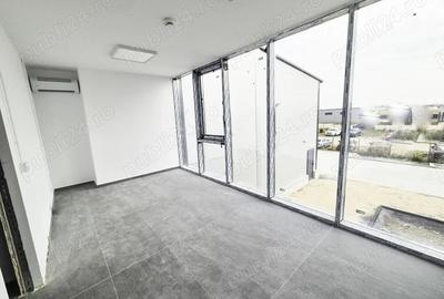 Spațiu comercial, de 960 mp, în Central - 18