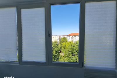 Apartament cu 3 camere decomandat în Girocului - 5