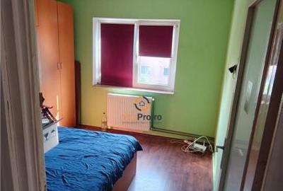 Apartament 2 camere decomandat etaj 3 zona Buziasului