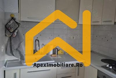 Apartament cu 2 camere semidecomandat, mobilat în P-ța Muncii - 2