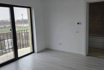 Casă cu 4 camere în Odăile - 17