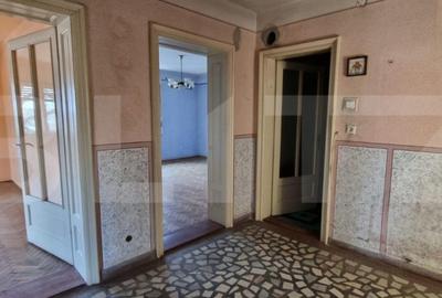 Casă cu 5 camere cu Teren 669 Mp în Central - 3