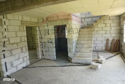 Casă cu 4 camere cu Canalizare în Moisei - 8