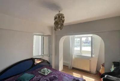 Apartament de vanzare, cu 2 camere, 45 mp, etaj 7, zona ultracentrala