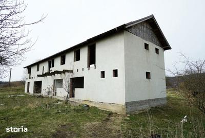 Casă cu 6 camere cu Teren 1271 Mp în Hărman - 1