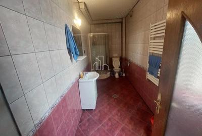 Casă cu Canalizare în Tudor - 1