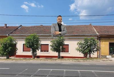 Casă individuală cu 6 camere cu Teren 606 Mp în Central