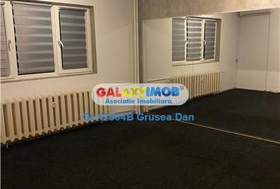 Apartament cu 2 camere decomandat în Vitan Mall - 3