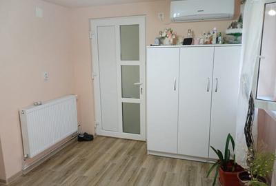 Casă cu 3 camere cu Teren 852 Mp în Nădlac - 1