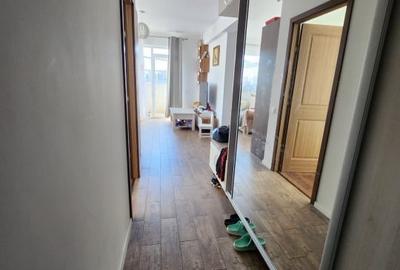Apartament cu 3 camere 2 parcari, priveliste frumoasa, zona Terra - 2