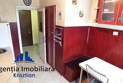 Apartament cu 4 camere semidecomandat în Micro 16 - 5