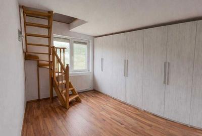 Casă cu 3 camere în Central