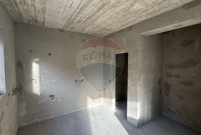 Casa noua de vanzare in zona Parcul Mare (Regina Maria)-semifinisata - 4