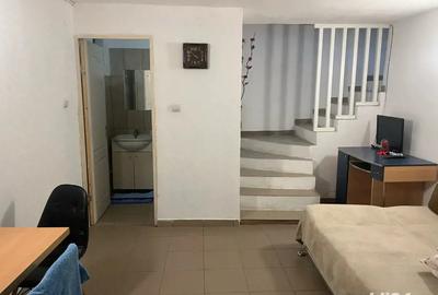 Inchiriez apartamnet cu o camera - 2