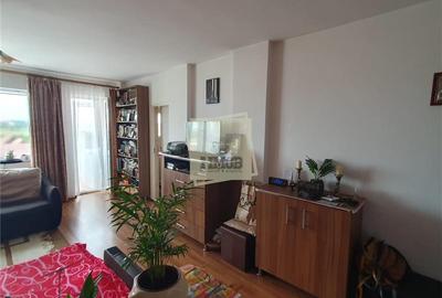 Garsoniera spatioasa 37 mpu  etaj 1 cu balcon  Strand - 2