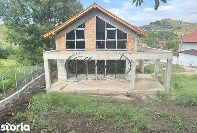 Casă cu 5 camere cu Teren 750 Mp în Ciurila - 2