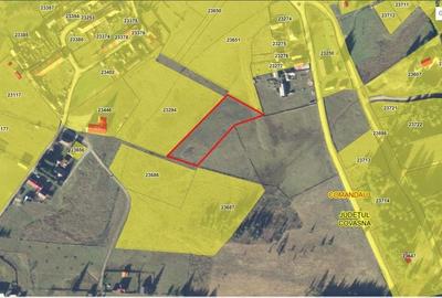 Teren de 3900 mp, în Comandău