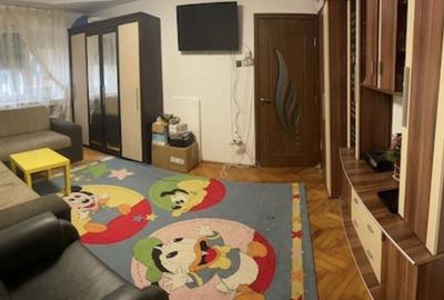 Apartament cu 2 camere semidecomandat în Micro 16 - 3