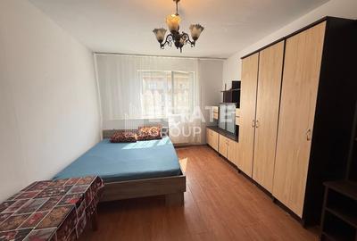 Garsonieră semidecomandată, mobilată în Buziașului