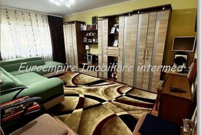 Apartament cu 2 camere decomandat în Km 4-5