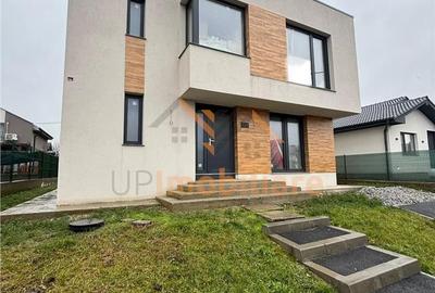Casă cu 5 camere cu Teren 250 Mp în Tokai - 5