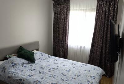 Apartament cu 3 camere semidecomandat în Podu Roș - 6