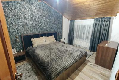 Casa la curte, in vila etajul 1 - 2