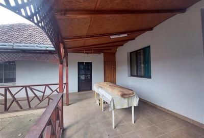 Casa cu teren de 3.500 mp in Santana! Ideal pentru proiect rezidential! - 3
