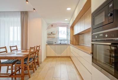 Penthouse cu 4 camere decomandat în Tractorul - 11