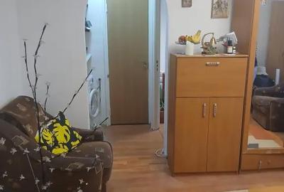 Apartament cu 2 camere semidecomandat în Central - 1